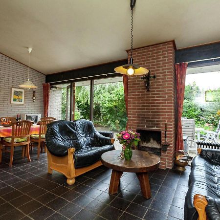 Comfortable Detached Bungalow 65 M2 Kamperland Buitenkant foto