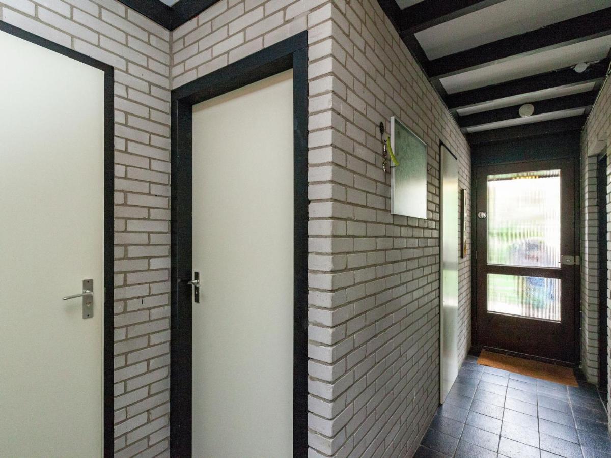 Comfortable Detached Bungalow 65 M2 Kamperland Buitenkant foto